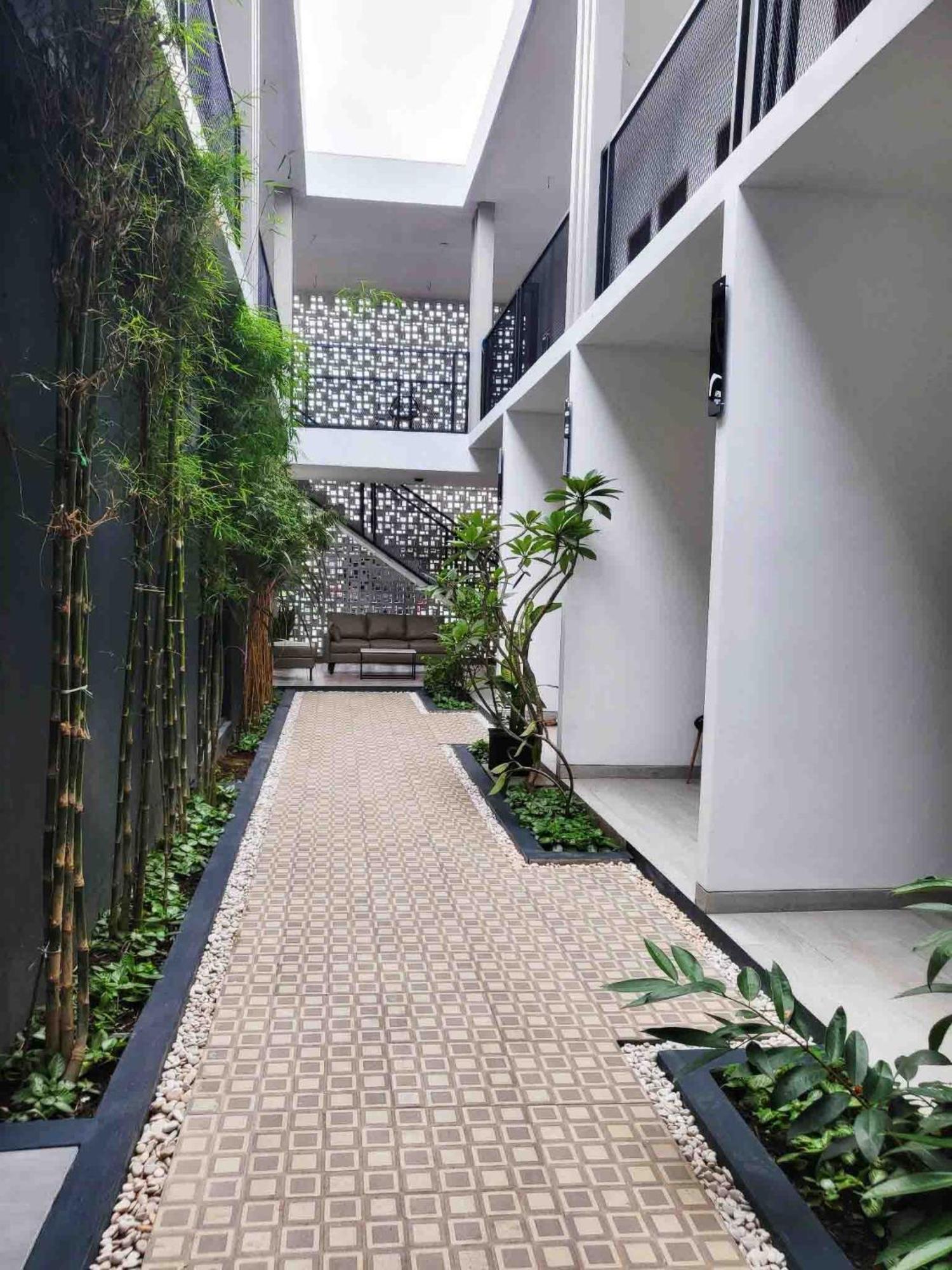 Cabin15 - Syariah Blitar Luaran gambar